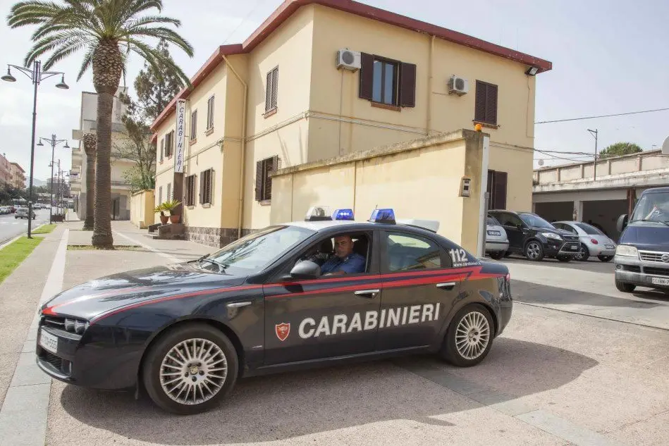 Carabinieri a Carbonia