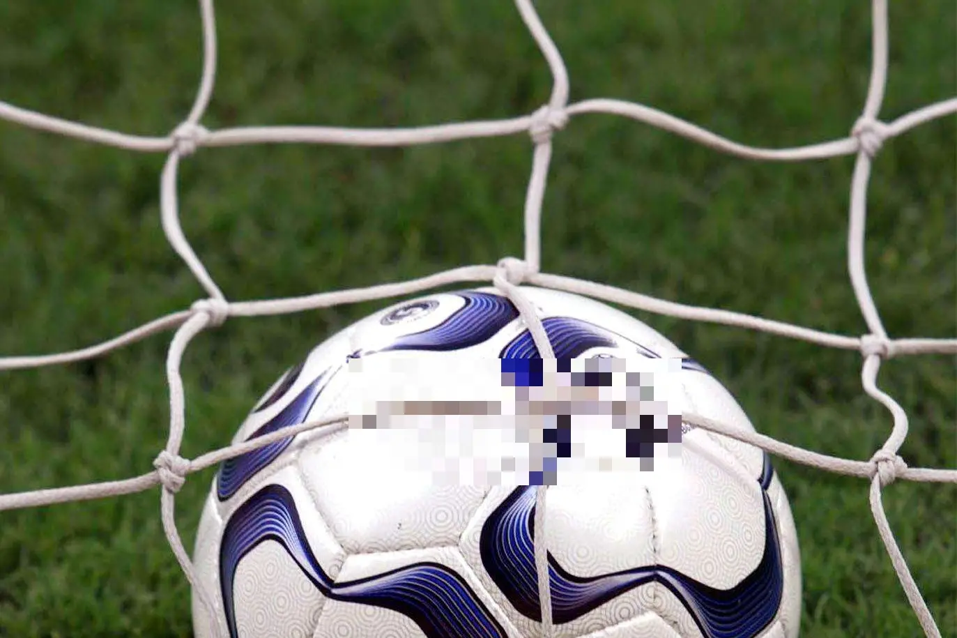 Un pallone da calcio, immagine simbolo (Ansa)