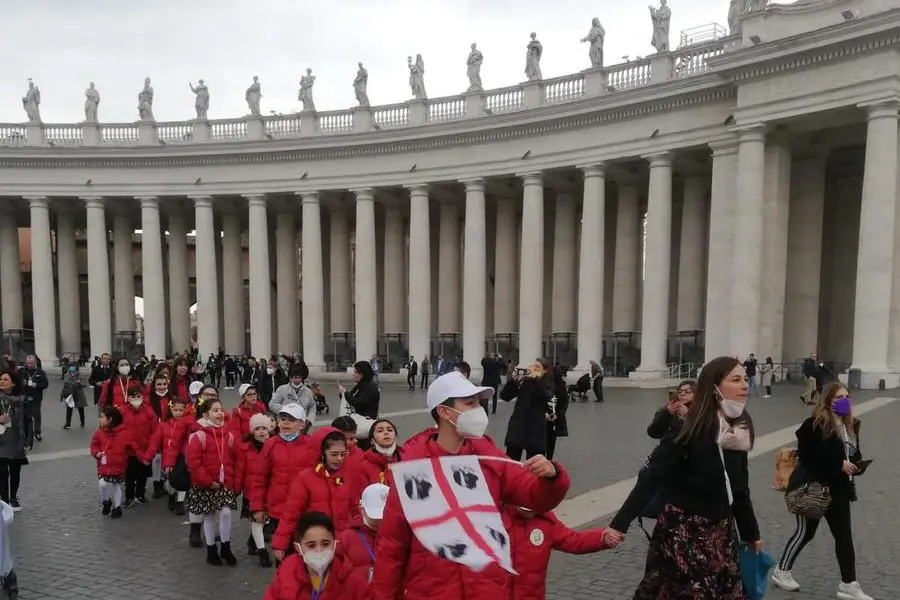 Grande emozione, domenica mattina in Vaticano, per il raduno dei cori italiani legati al mitico coro dell'Antoniano di Bologna