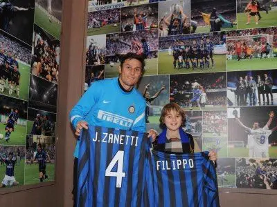 Il piccolo Filippo va all´Inter: cambio scuola, mai squadra.FOTO -  Positanonews