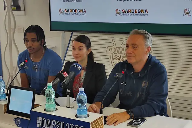 L'americano Tyree e coach Bucchi (foto G. Marras)