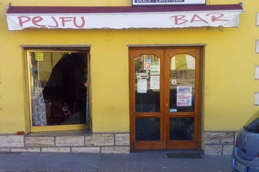 Ladri in azione a Perfugas, danneggiato un bar