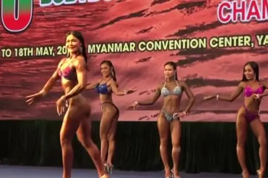 Myanmar, bodybuilder del Sud-est asiatico sfilano a Yangon