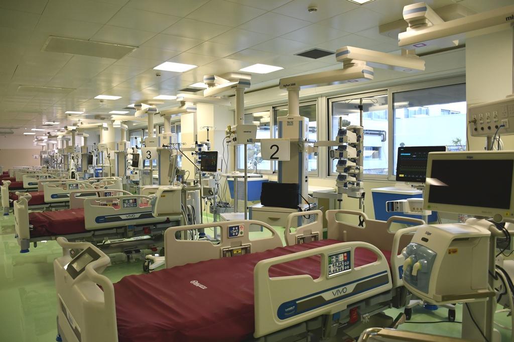 Il moderno reparto di terapia intensiva Ti30 di Sassari (foto ufficio stampa)