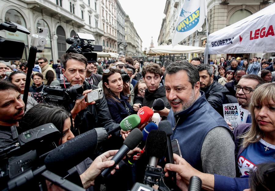 La Lega torna in piazza contro l’Ue