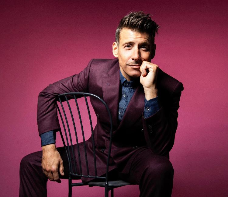 Festha Manna a Porto Torres: sul palco arriva Francesco Gabbani