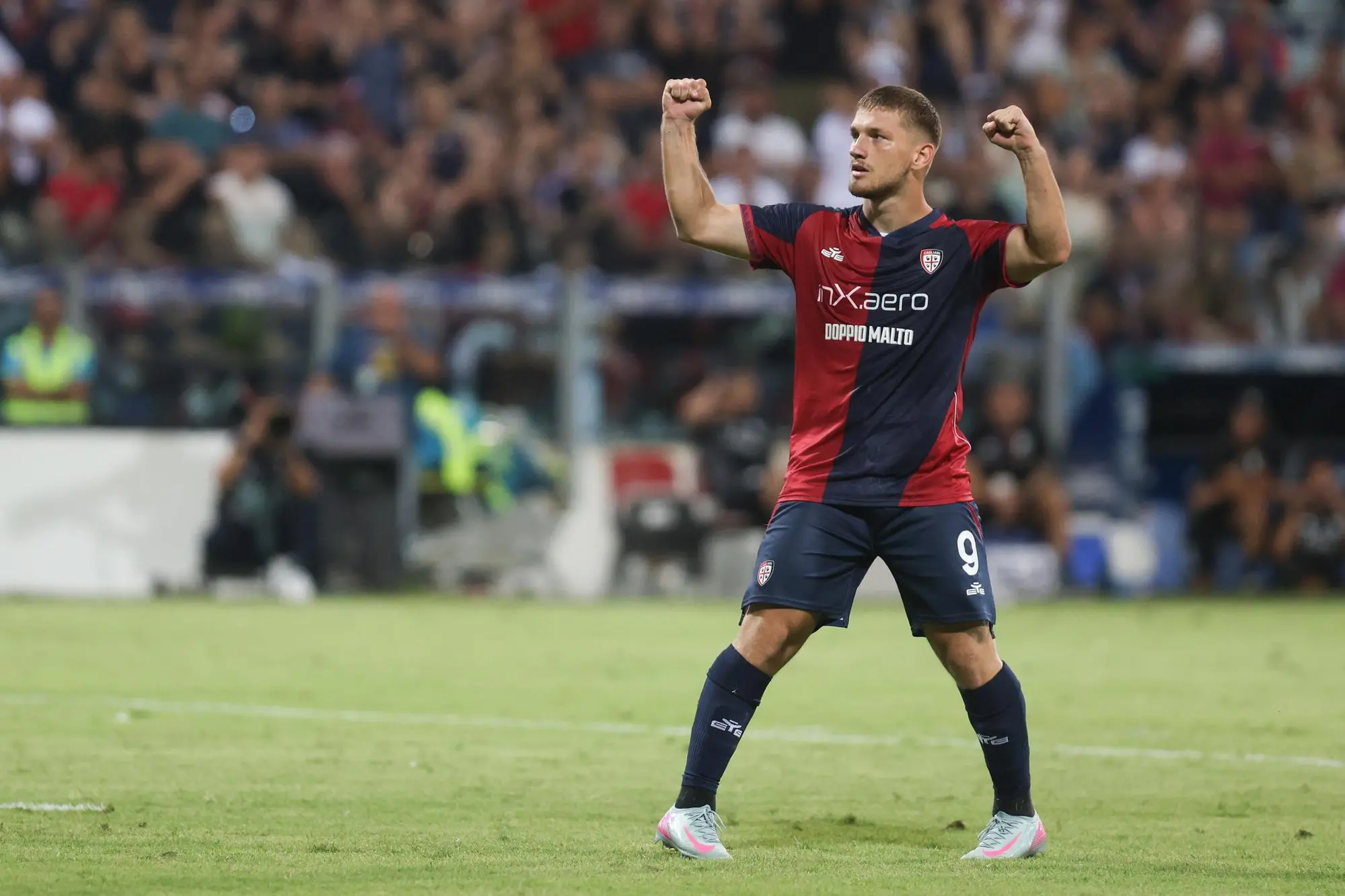 Cagliari 16 Agosto 2025 Coppa Italia Cagliari - Virtus Entella nella foto Semih Kılıçsoy esulta dopo aver segnato il rigore