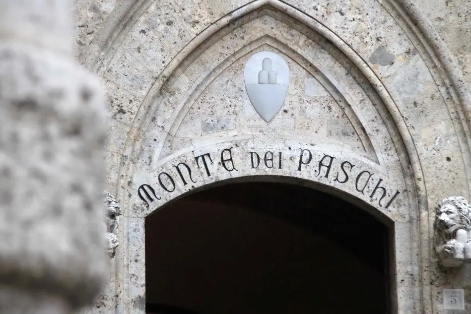 Il palazzo Salimbeni a Siena