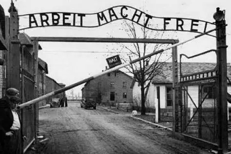 Auschwitz (foto Rais)