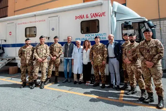 Foto di gruppo (@esercito)