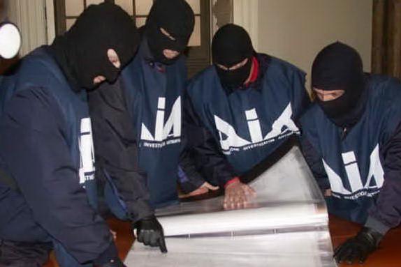 'Ndrangheta: agevolavano le cosche, sei arresti