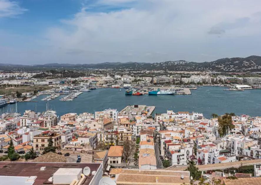 Italiano accoltellato a morte a Ibiza: arrestato un 45enne di Avellino