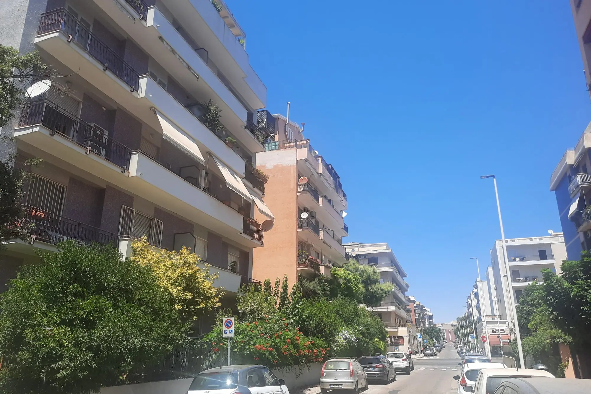 Das Gebäude in der Via Sanna Randaccio (Foto L'Unione Sarda)