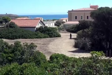 Asinara, presidio medico estivo con ambulanza e ambulatori