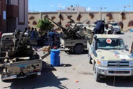 Autobomba contro le forze di Haftar a Derna, 3 morti
