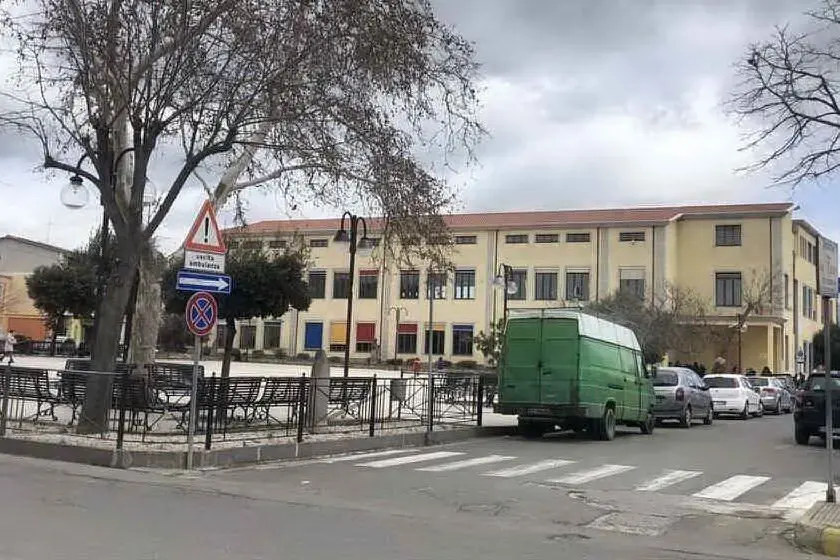 La scuola elementare di Senorbì (foto Severino Sirigu)