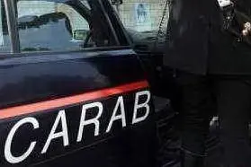Un'auto dei carabinieri