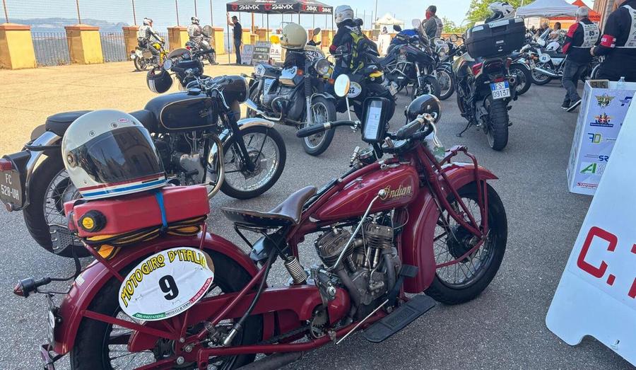 Il Motogiro d’Italia fa tappa dai Salesiani