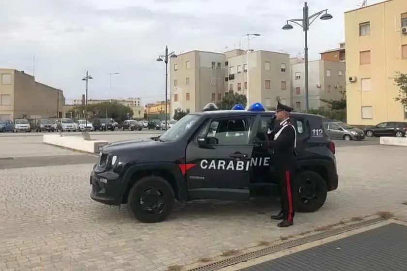Carabinieri a Carbonia (L'Unione Sarda - Scano)