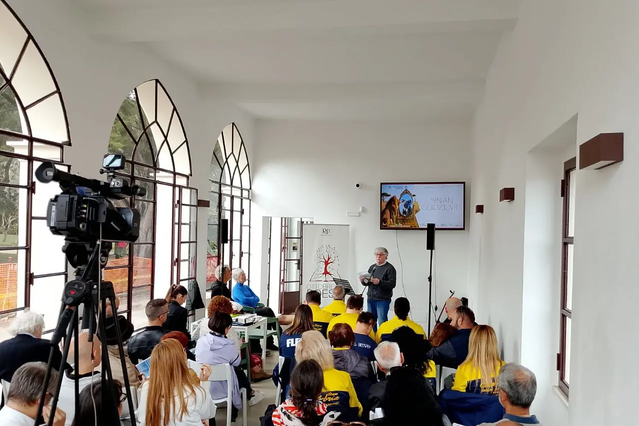 L'incontro con lo scrittore Sinan Gudžević