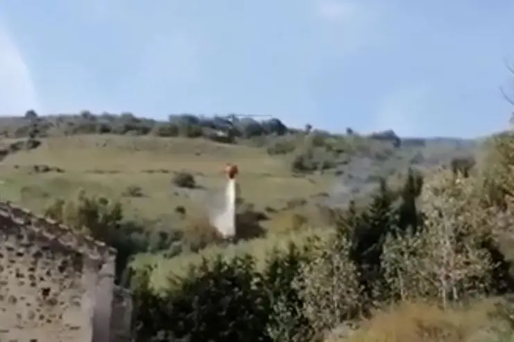 Le operazioni di spegnimento (foto concessa)