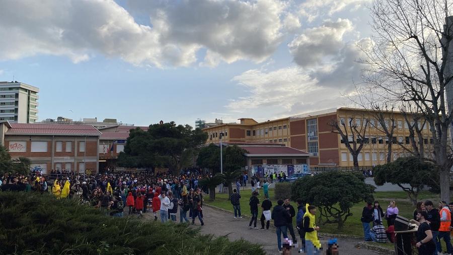 Carnevale, l’appello dalla Asl di Oristano: «Attenzione ad alcolici e sostanze pericolose»