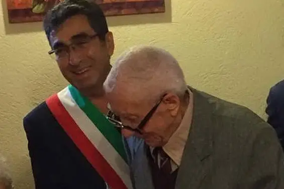 Antonio Cannas con il sindaco Matteo Aledda