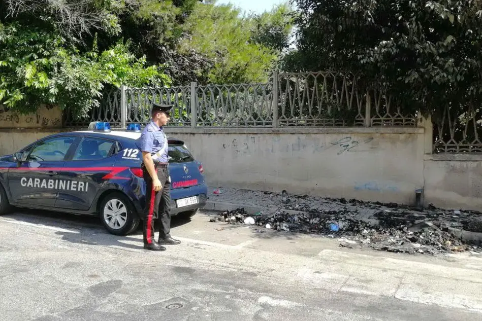 Il fatto è avvenuto in via Premuda (foto carabinieri di Cagliari)