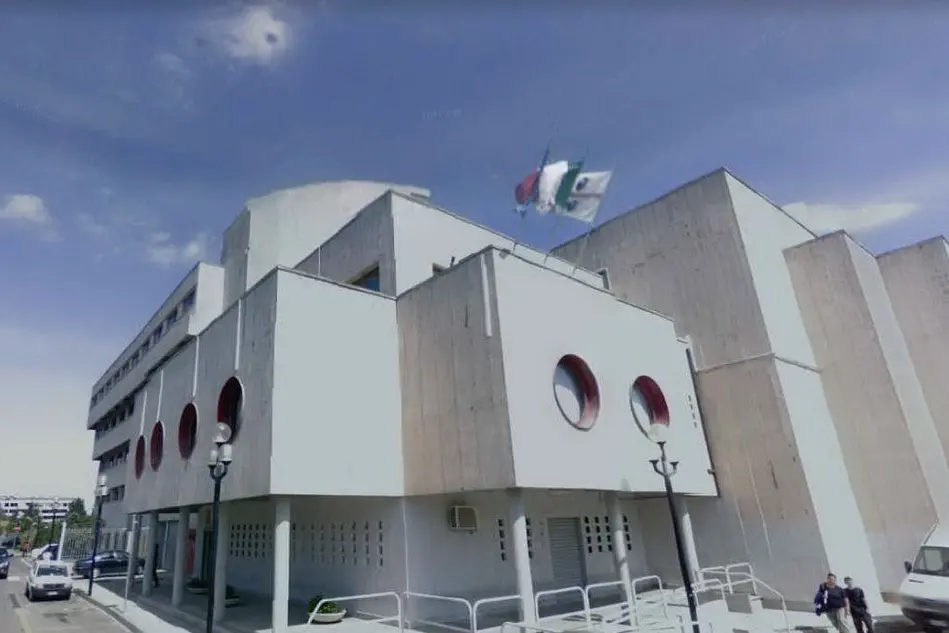 Il Comune di Assemini (foto Google Maps)