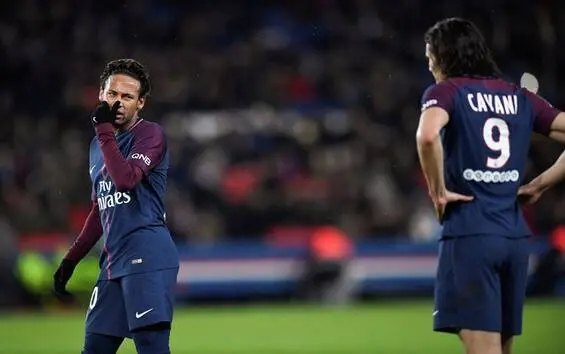Neymar (a sinistra) e Cavani