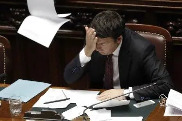 Il Presidente del Consiglio Matteo Renzi alla Camera durante le comunicazioni in vista del Consiglio europeo
