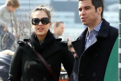 Jessica Alba e Cash Warren al parco giochi del West Side Park di New York