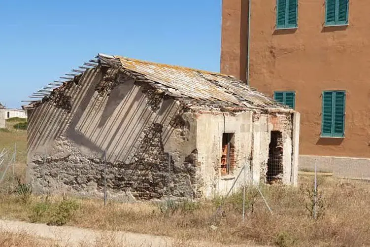 Uno degli immobili della Conservatoria (foto L'Unione Sarda - Pala)