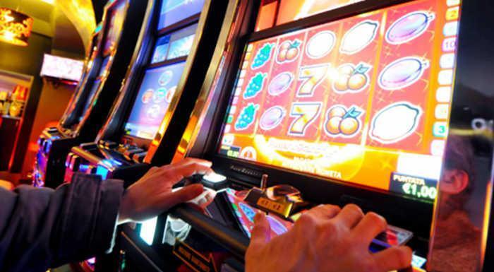 Gioco d’azzardo, è un’emergenza