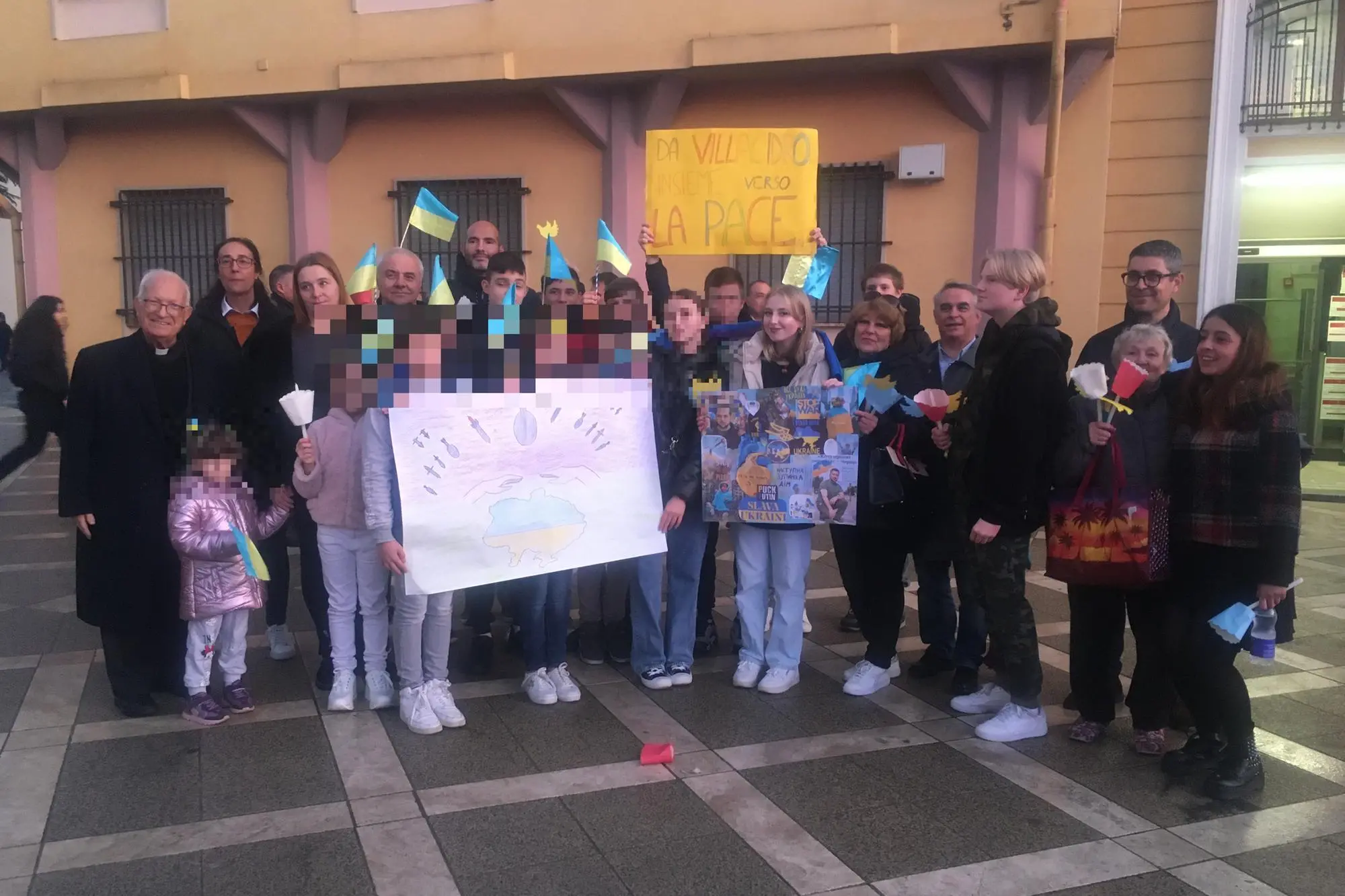 I profughi ucraini a Santa Giusta (foto Pittau)