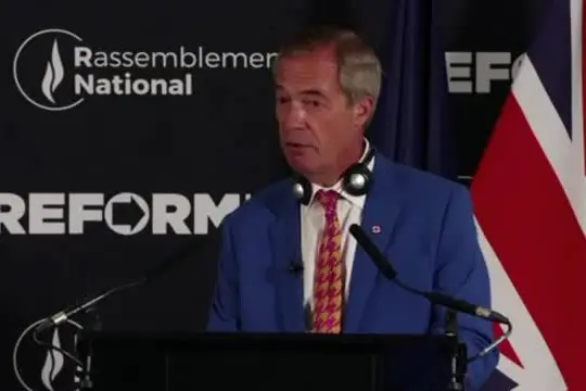 Gb, caos su Reform Uk dopo video su finanziamento con camera nascosta