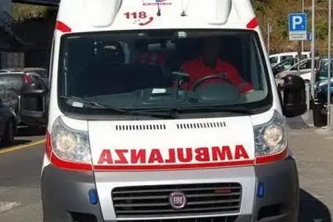 Un'ambulanza (foto simbolo)