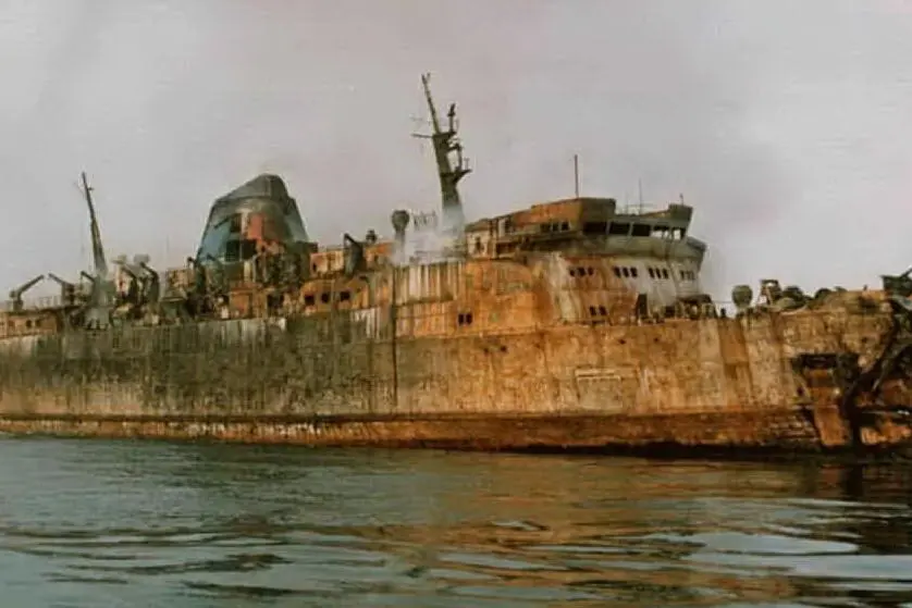 Il traghetto Moby Prince (Archivio L'Unione Sarda)