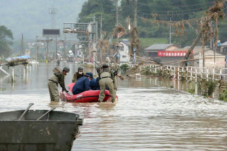 Il Giappone flagellato da piogge torrenziali, diversi morti