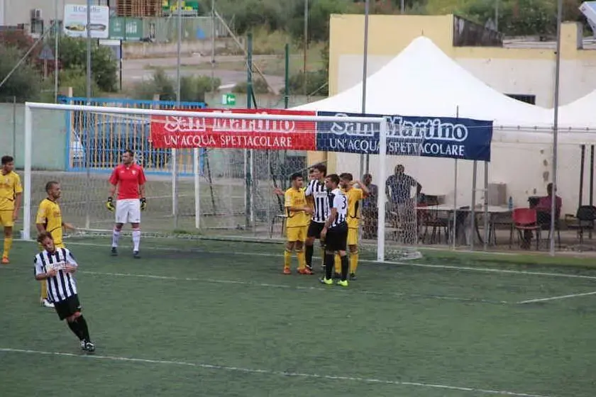 Il portiere Alessandro Arrus del Villasimius (L'Unione Sarda - Serreli)