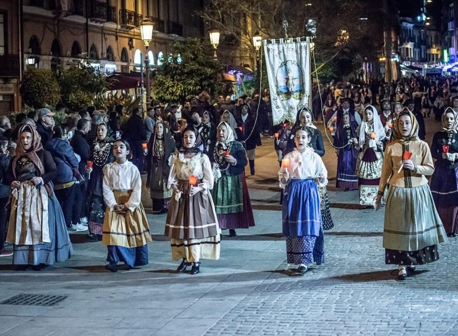 I giovani riscoprono folk e tradizione