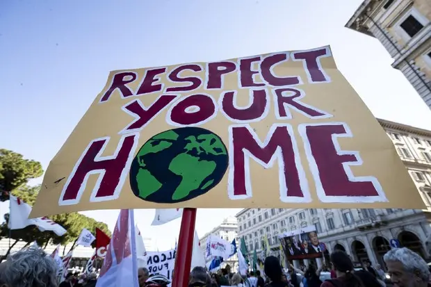 Una manifestazione per il clima (Foto Ansa)