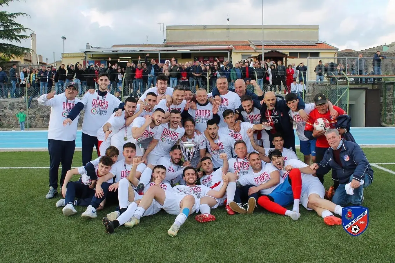 La festa dell'Usinese per la vittoria della scorsa Coppa Italia Promozione (foto Usinese)
