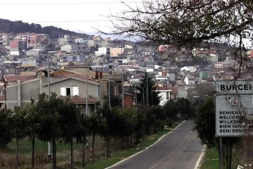 L'ingresso di Burcei (L'Unione Sarda)