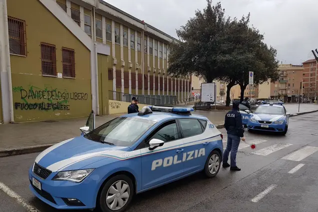 Pattuglie della Squadra Volanti a Cagliari (Archivio L'Unione Sarda)