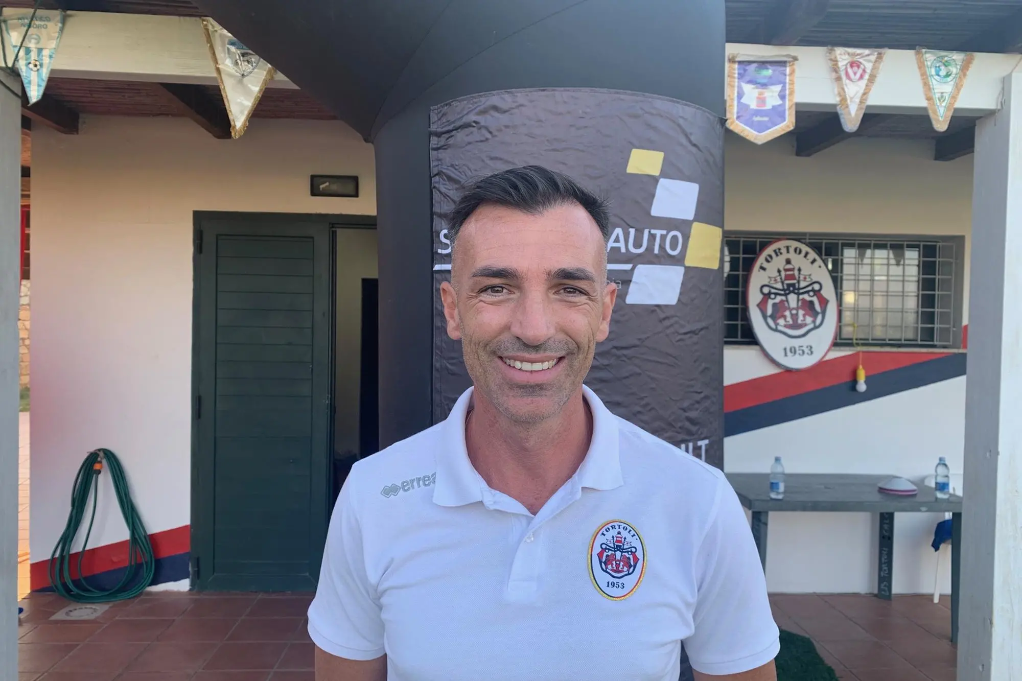 Alberto Piras, 40 anni, allenatore del Tortolì (foto ro. se.)