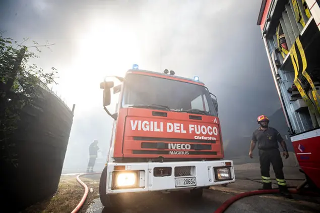 Un intervento dei Vigili del fuoco in un'immagine d'archivio (Ansa)