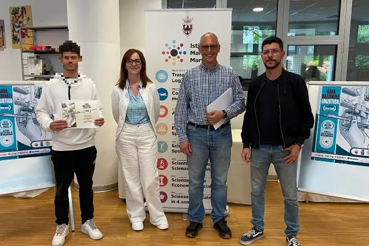 Porto Torres, la consegna del premio allo studente Daniele Pistidda