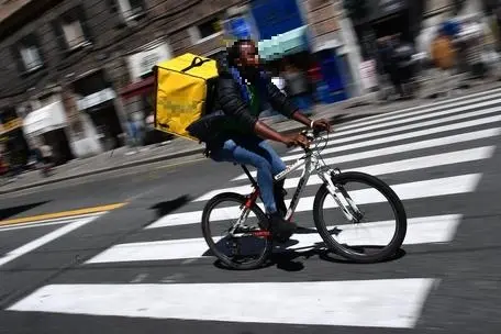 Un rider in una foto simbolo.
