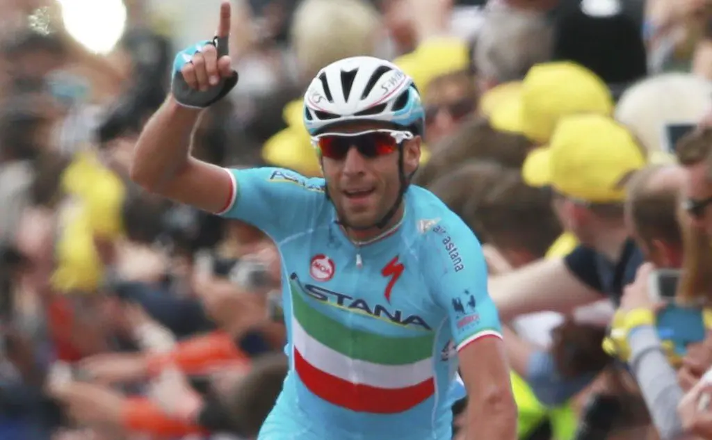 Vincenzo Nibali con la maglia dell'Astana